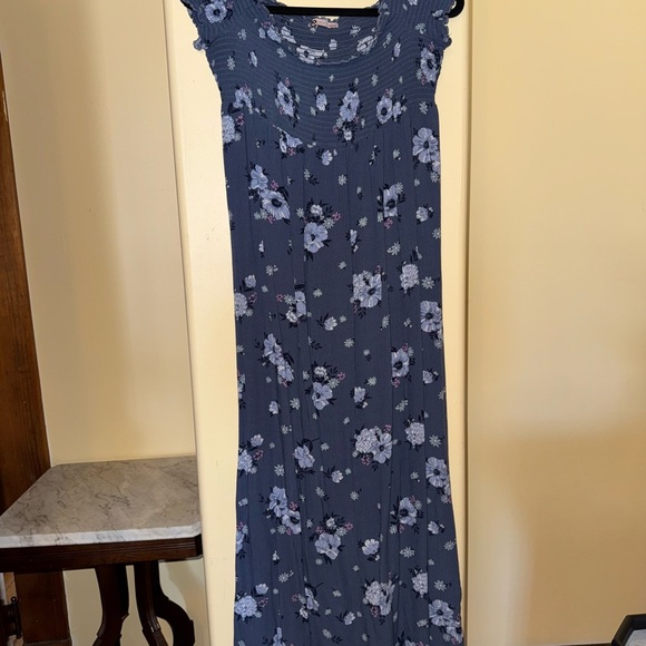 Floral Blue Maxi Dress - Picture 1 of 3